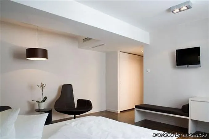 HOtello Schwabing München 4*,