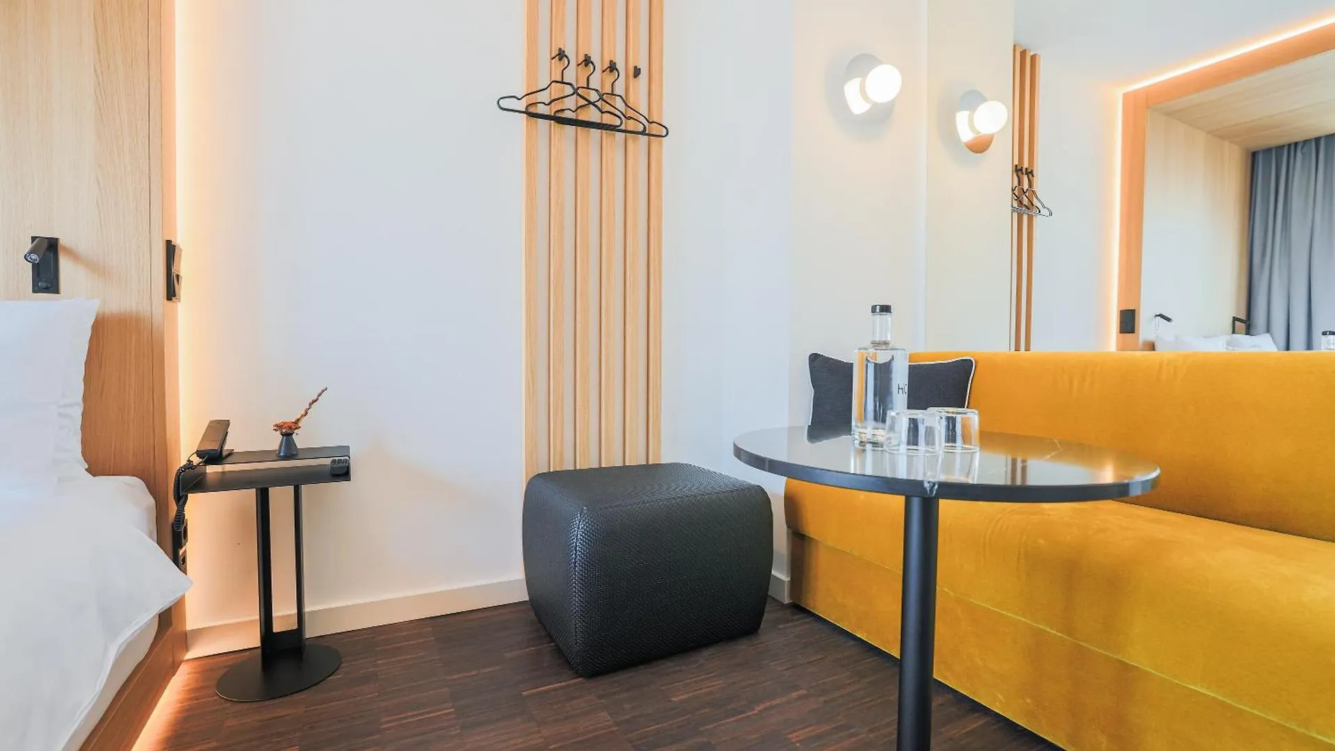 ****  Bob W Muenchner Freiheit Hotel München Duitsland